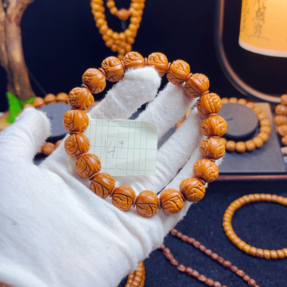 桃核吊坠野生桃核