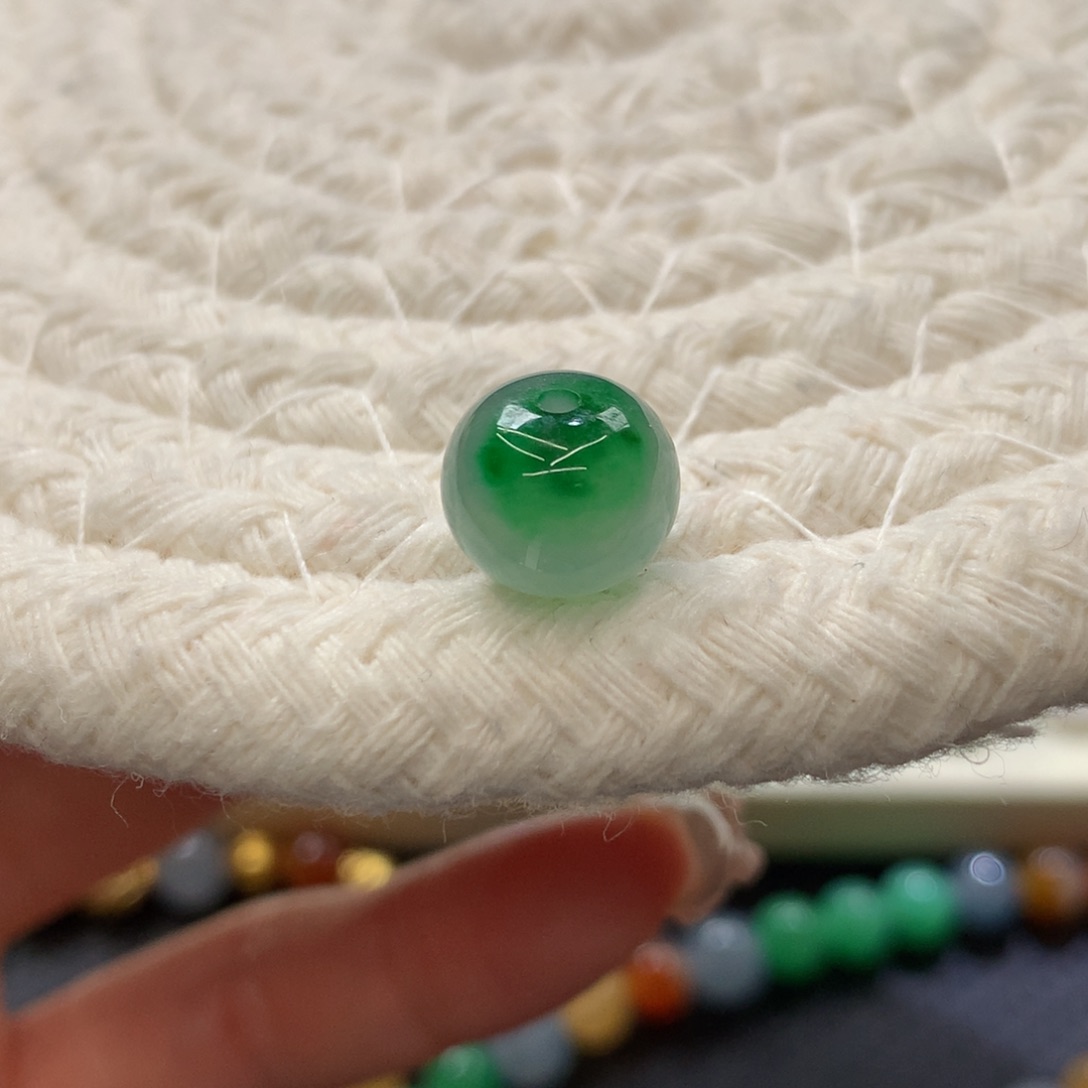 定制翡翠未镶嵌 毛货抛光定制 冰阳绿色花 老型鼓珠