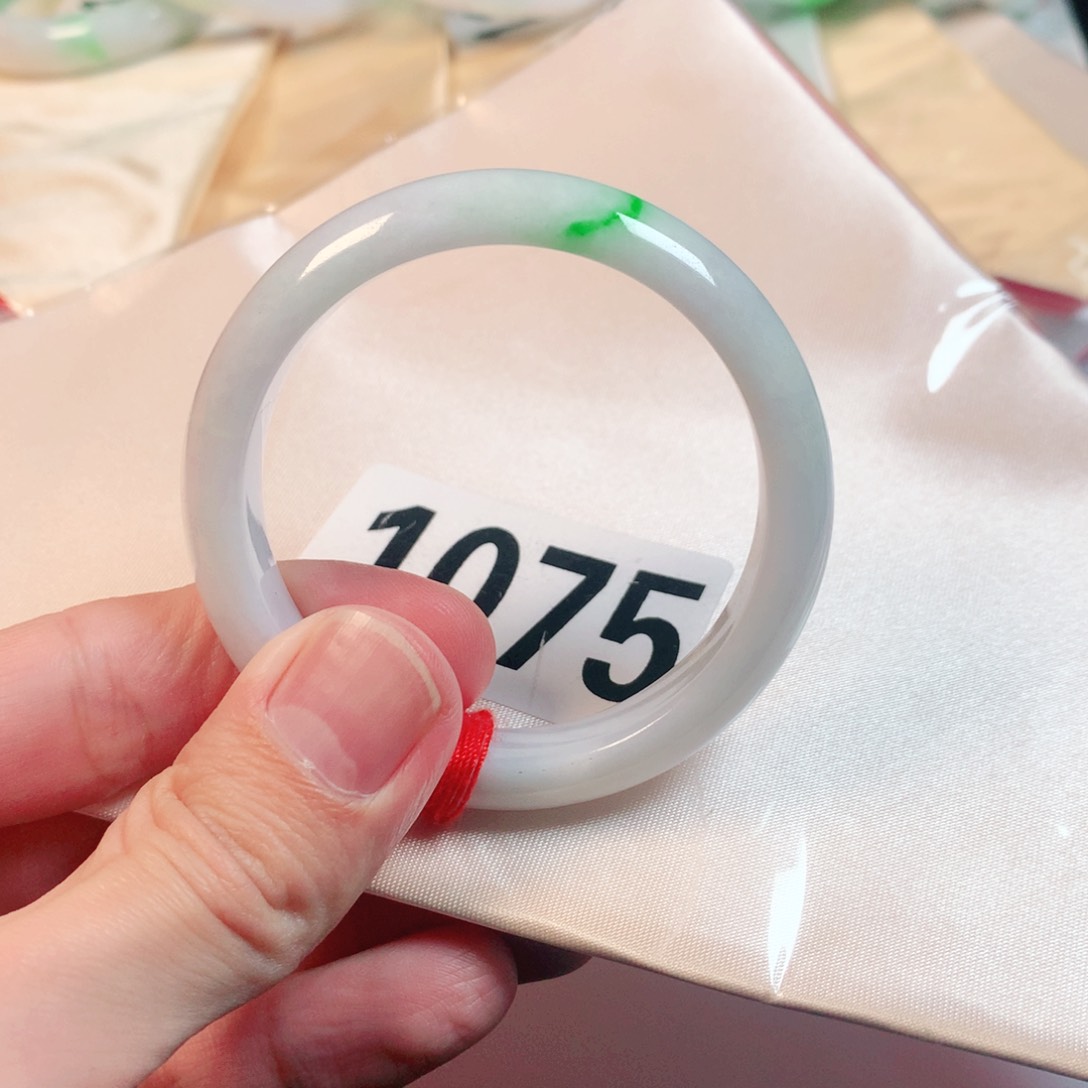 翡翠手镯未镶嵌翡翠手镯1075