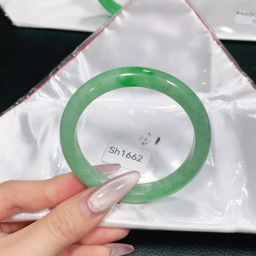 翡翠未镶嵌手镯Sh1662-04