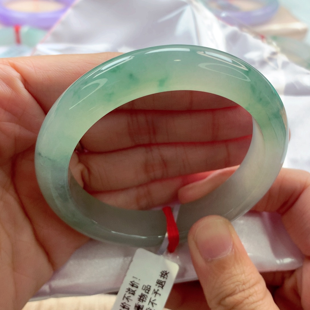 翡翠手镯未镶嵌S***i56.5全条透双眼皮强推A