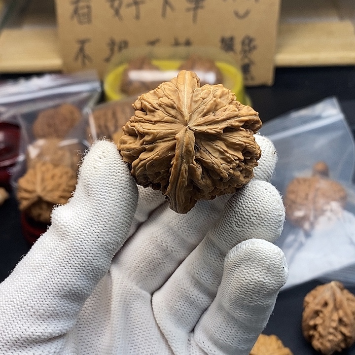 蛤***人文玩核桃吊坠黄不退不换