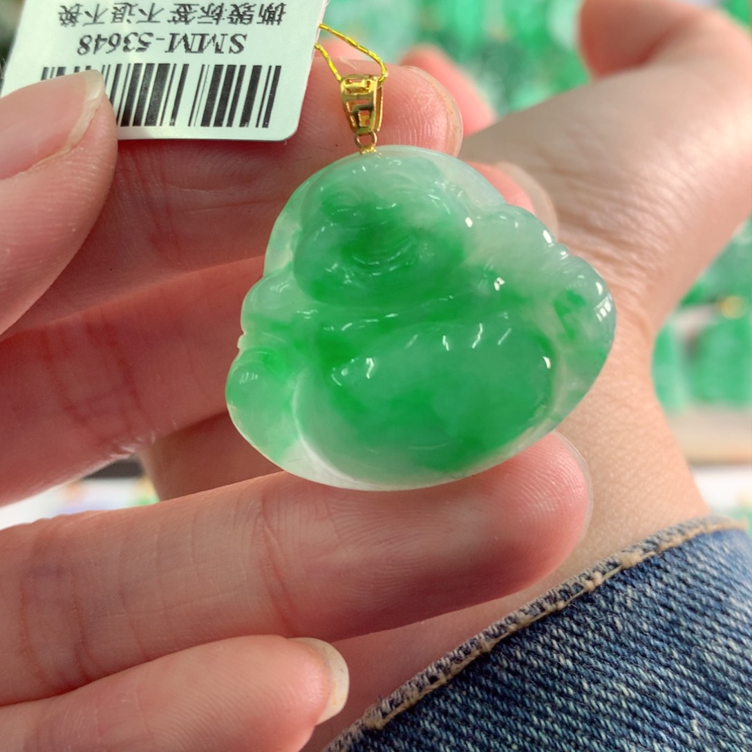 翡翠吊坠(不含链)18K金镶嵌