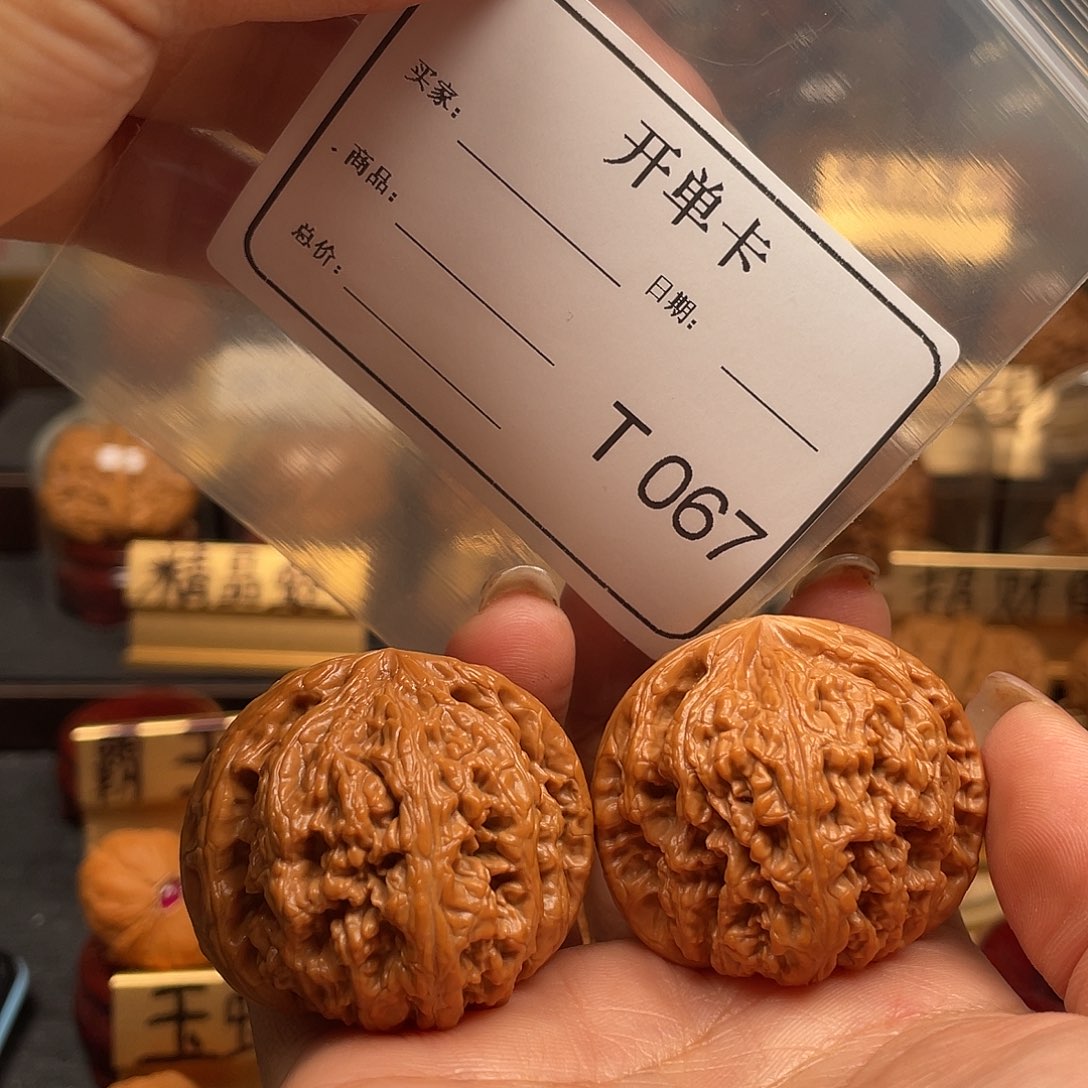 文玩核桃把件佛**照粗筋42。067