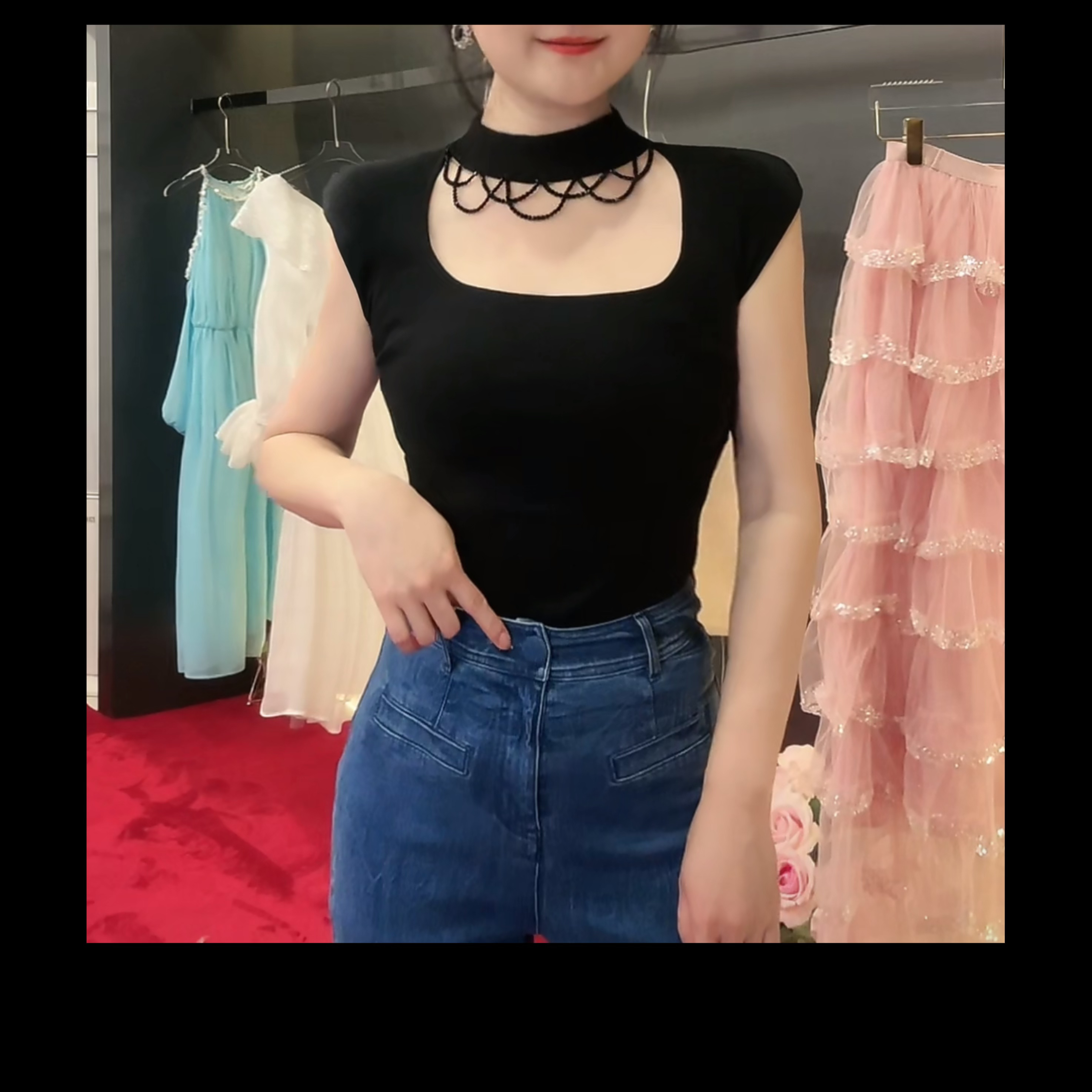 魅鹊 665 气质镂空钉珠修身显瘦针织上衣