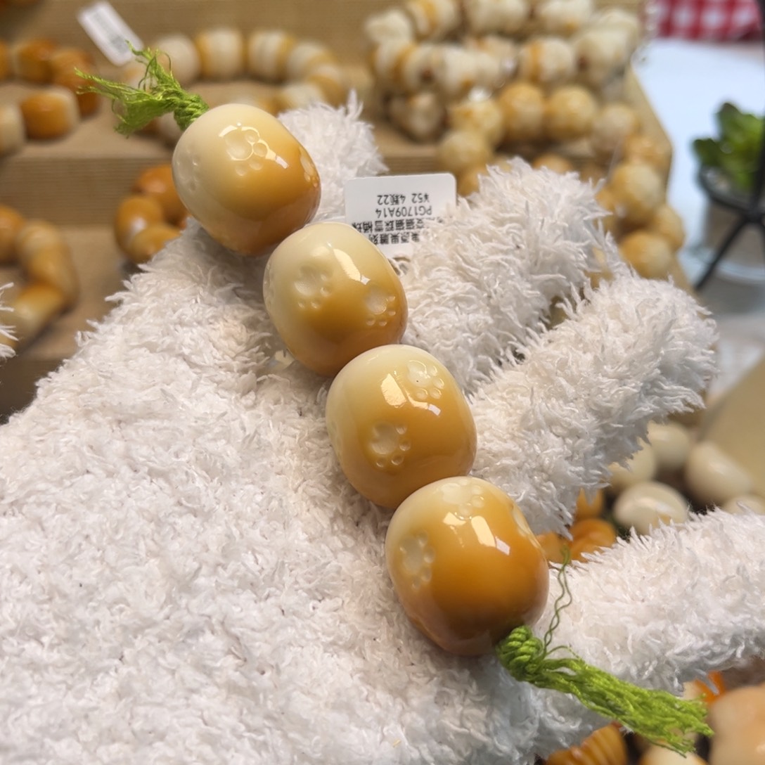 菩提根/象牙果吊坠1.4.26雪桶糖葫芦