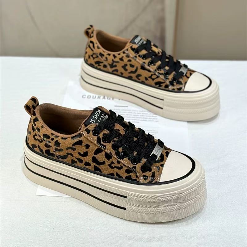 豹纹小单鞋女新款洋气美拉德厚底运动板鞋9117