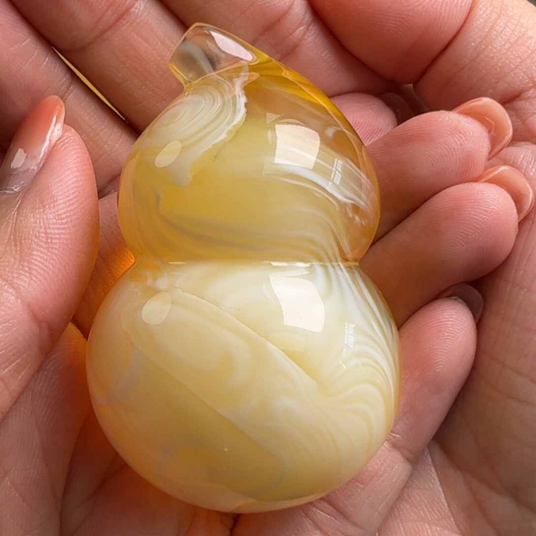 蜜蜡吊坠(不含链)未镶嵌无优化