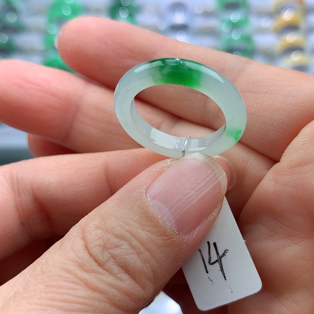 翡翠戒指未镶嵌14号