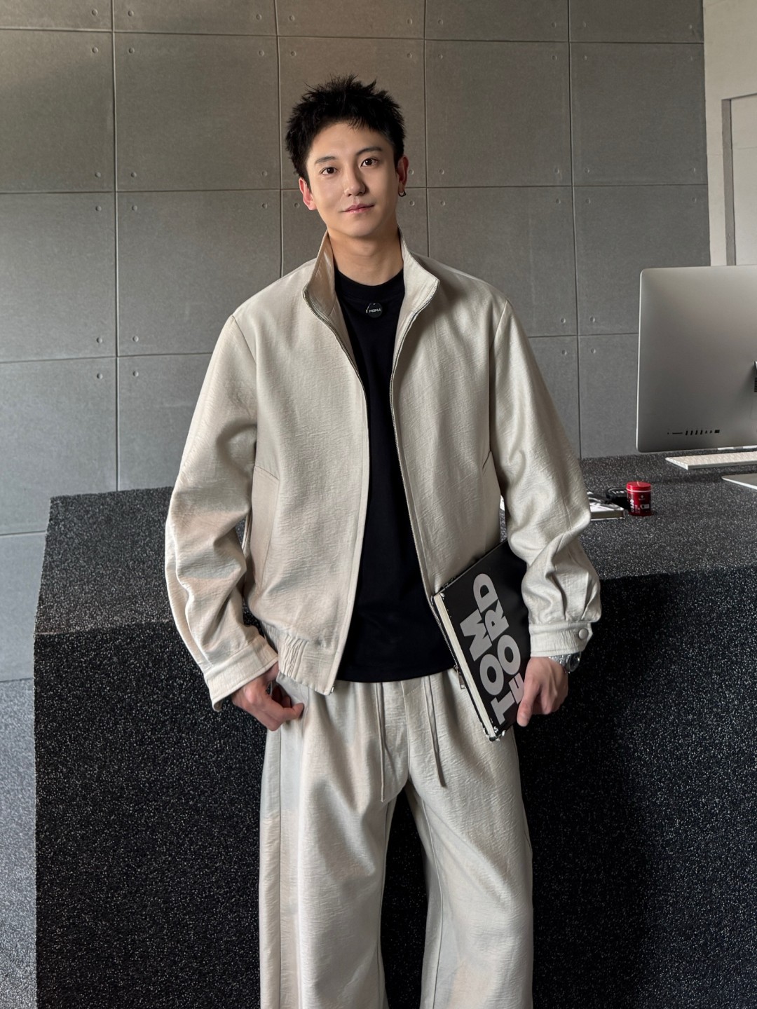 早秋新品莱赛尔天丝面料男款夹克轻奢简约风开衫外套休闲百搭