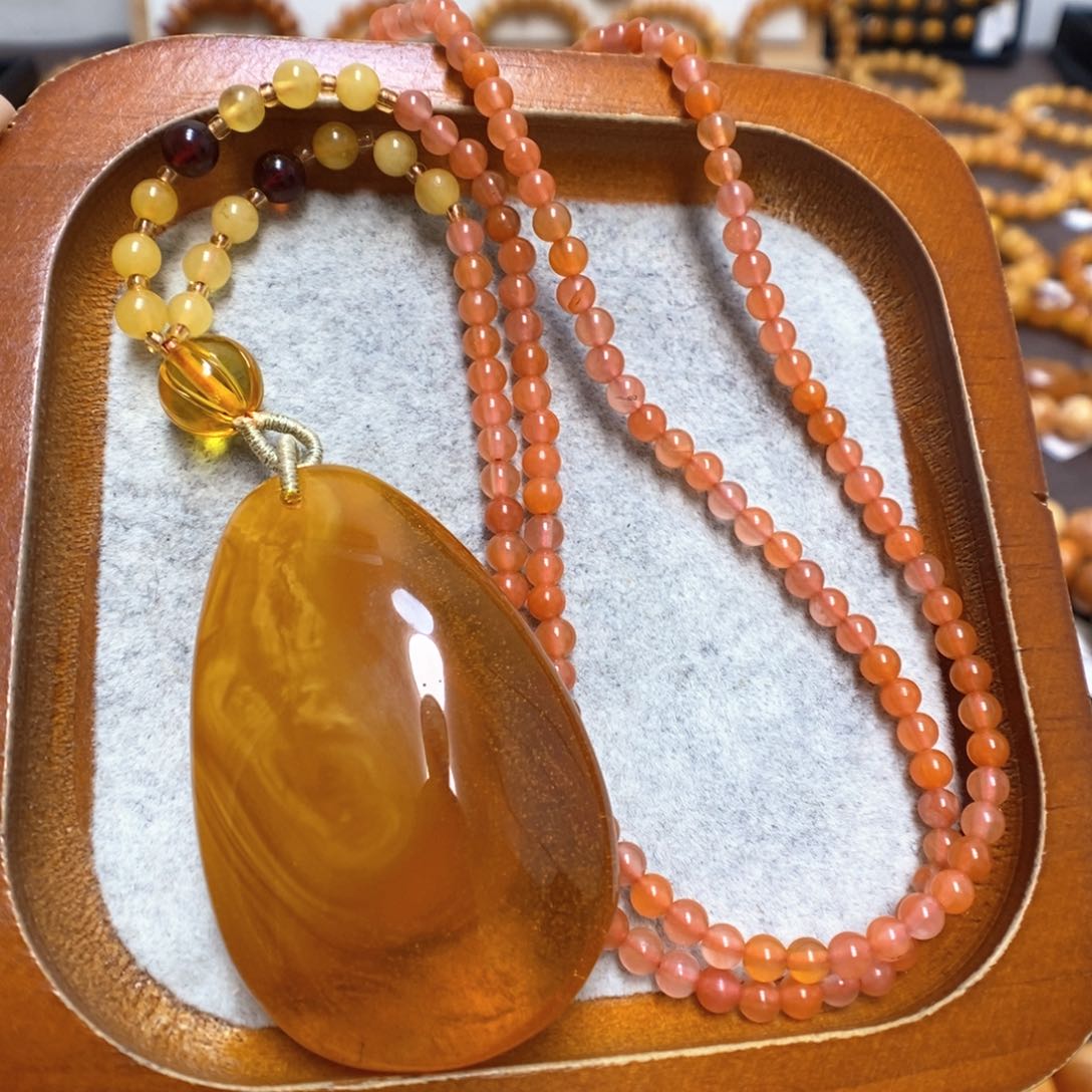 蜜蜡颈饰未镶嵌蜜蜡