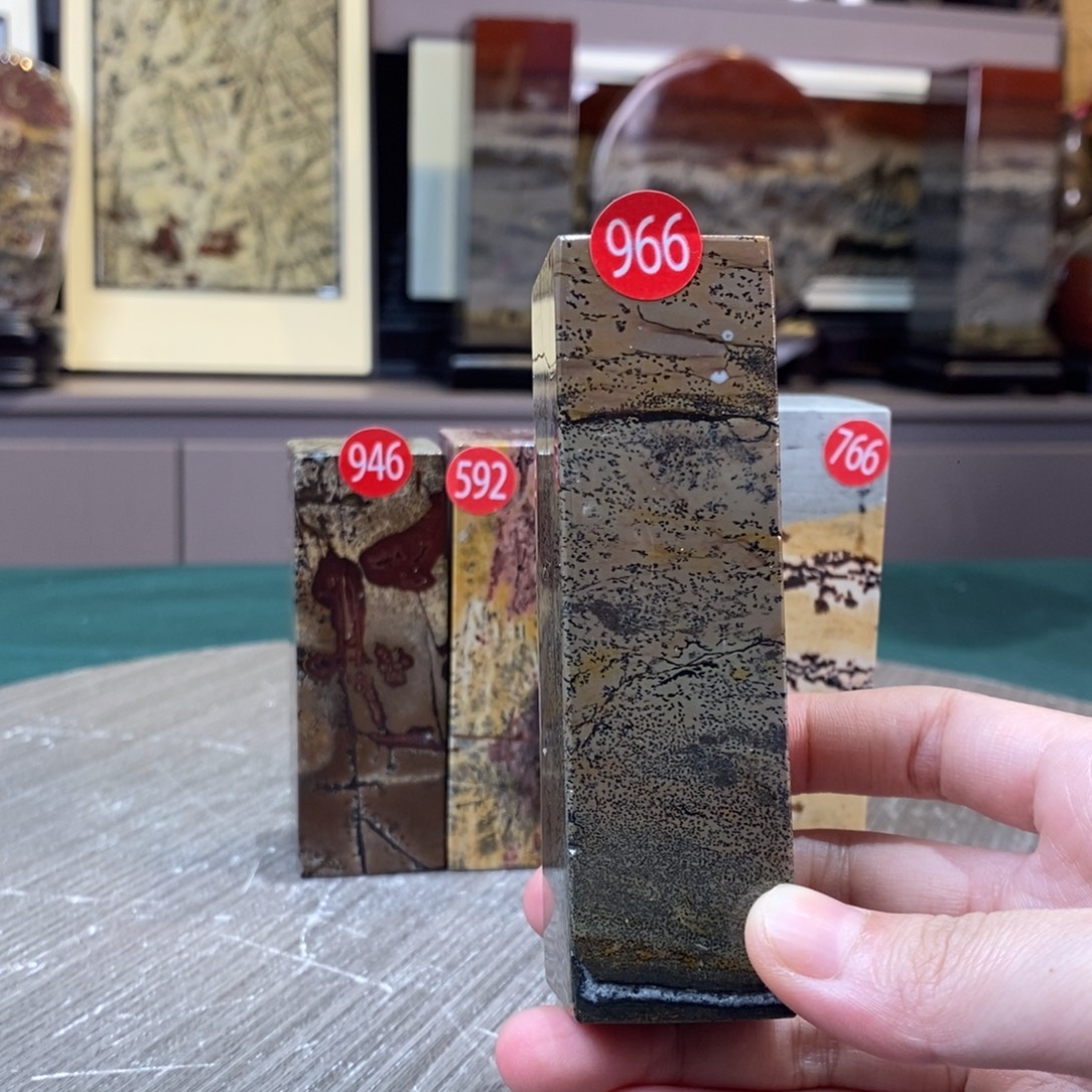 石材广西国画石草花石