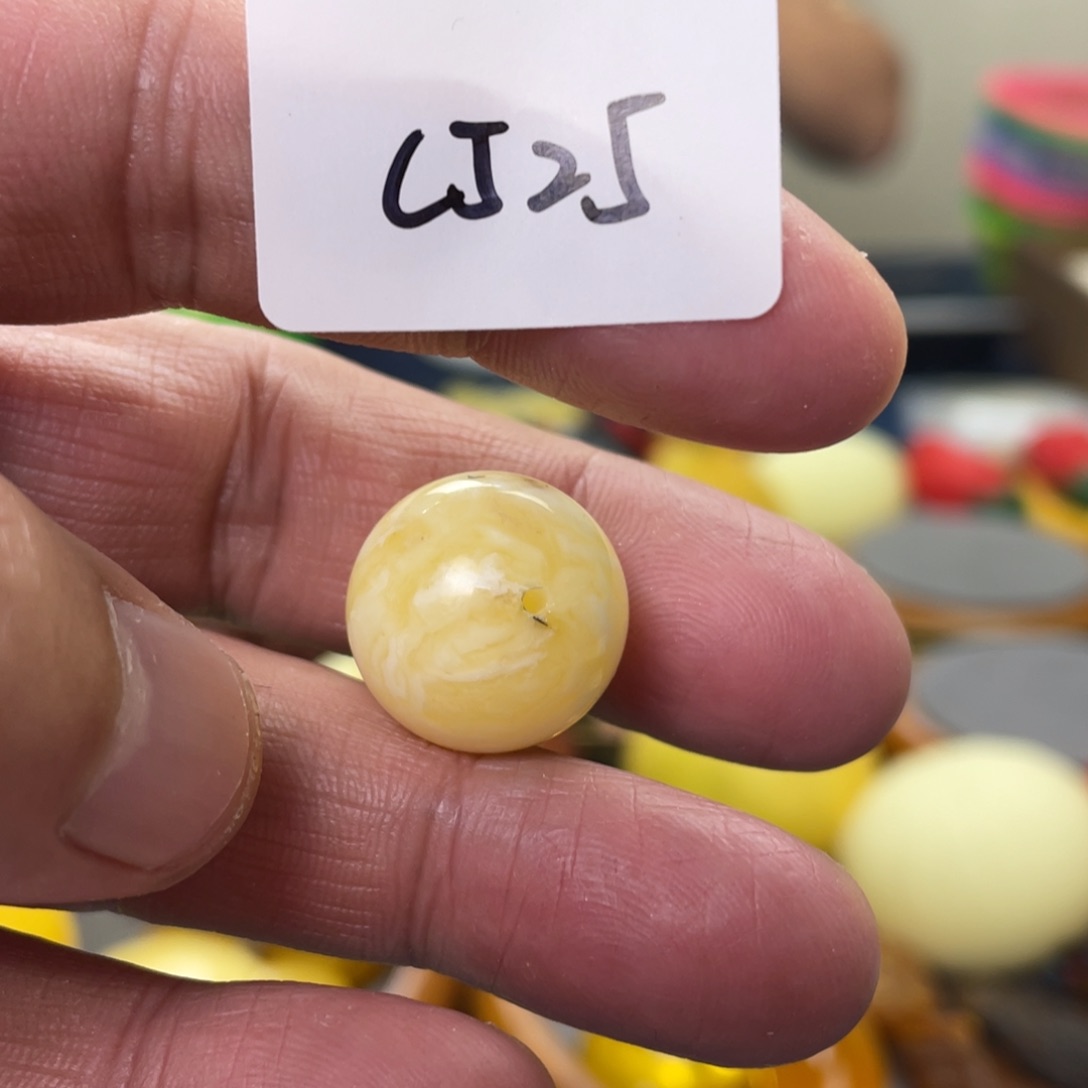 手链琥珀未镶嵌多样性发，发其中一件