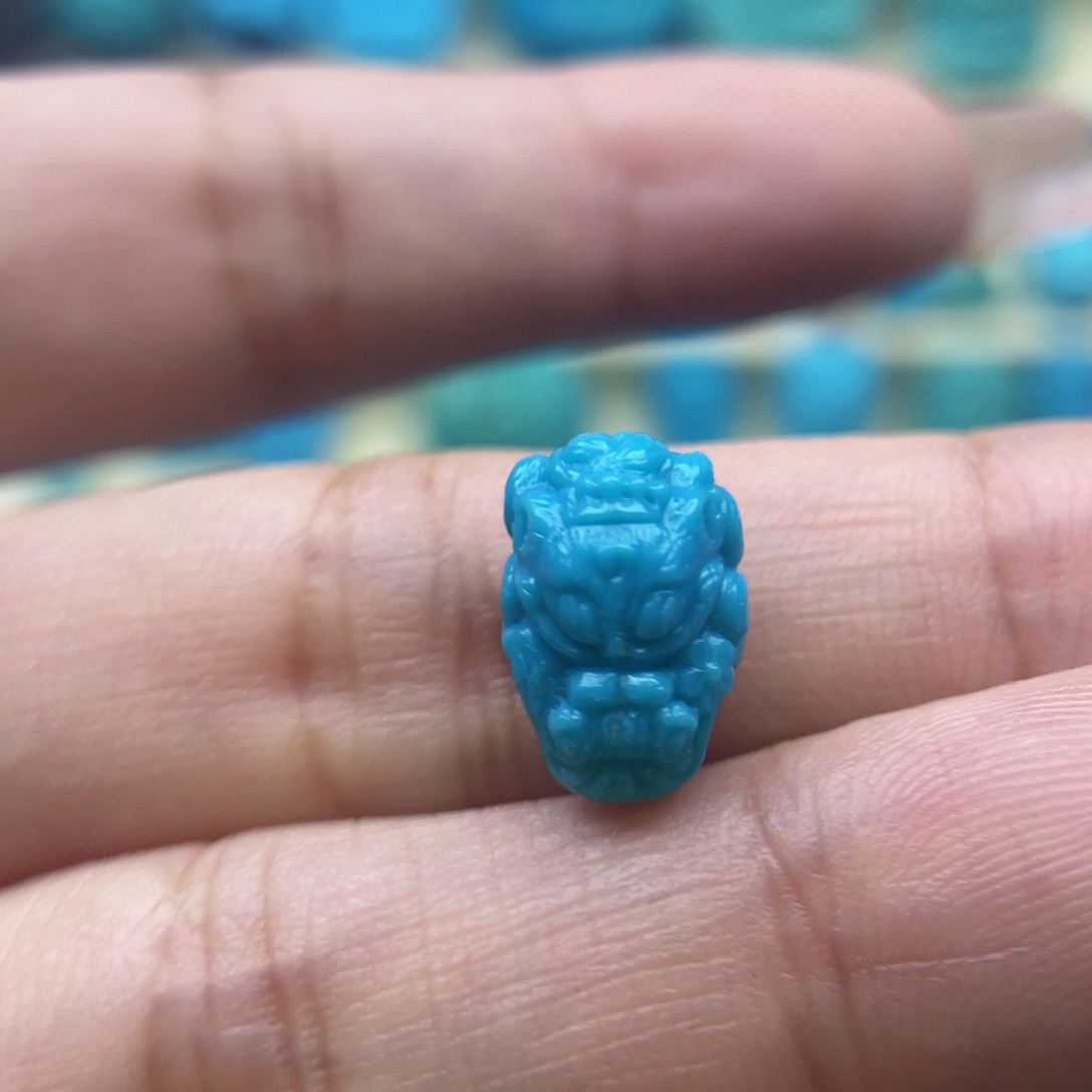 未镶嵌绿松石珠宝奇石