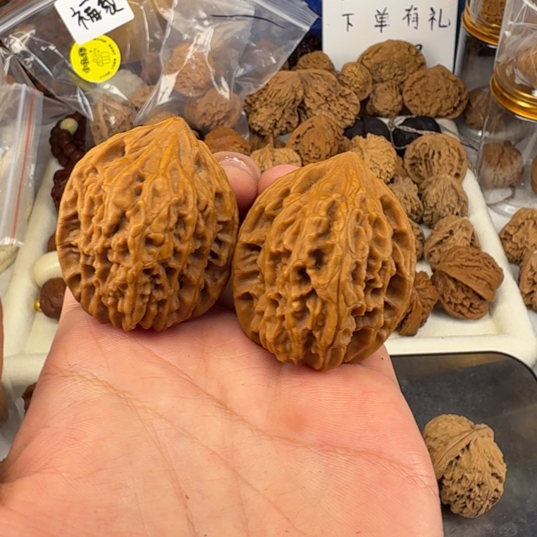 逍***遥吊坠文玩核桃。。。。。。。。。