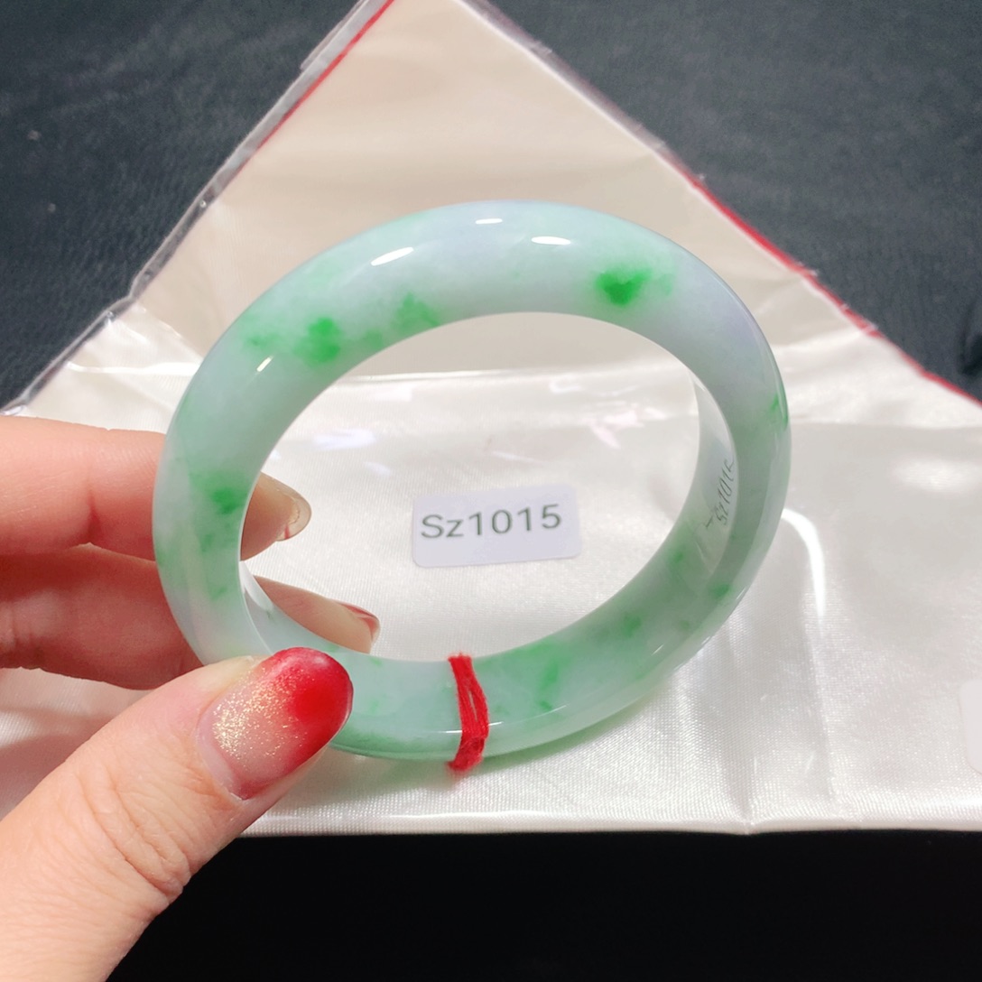 翡翠未镶嵌手镯Sz1015-03