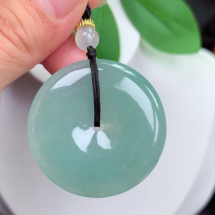 颈饰未镶嵌翡翠平安扣 35.7x5.8mm