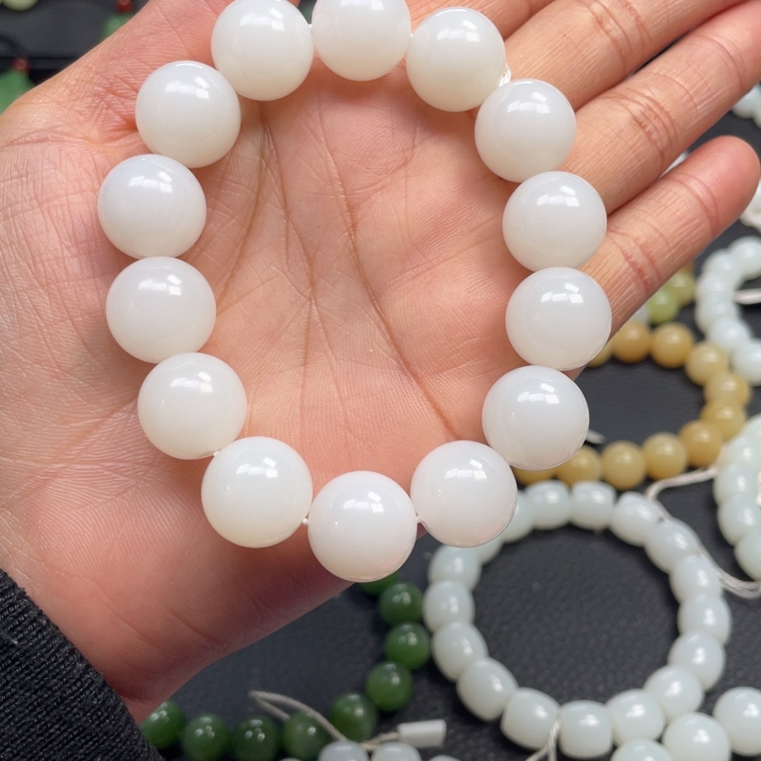 和田玉未镶嵌手链