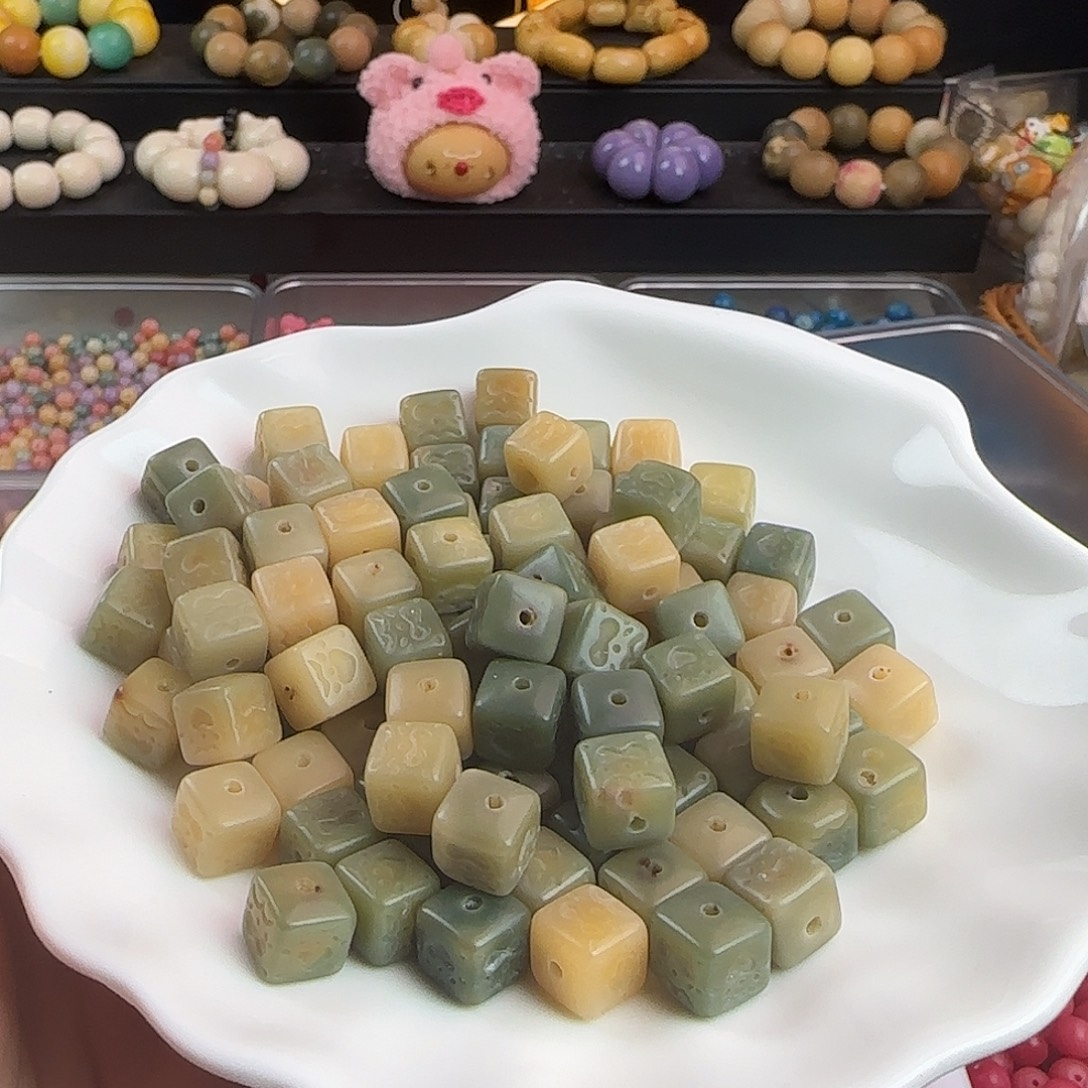 菩提根/象牙果手串瑕疵卡11绿喜怒哀乐50颗坏