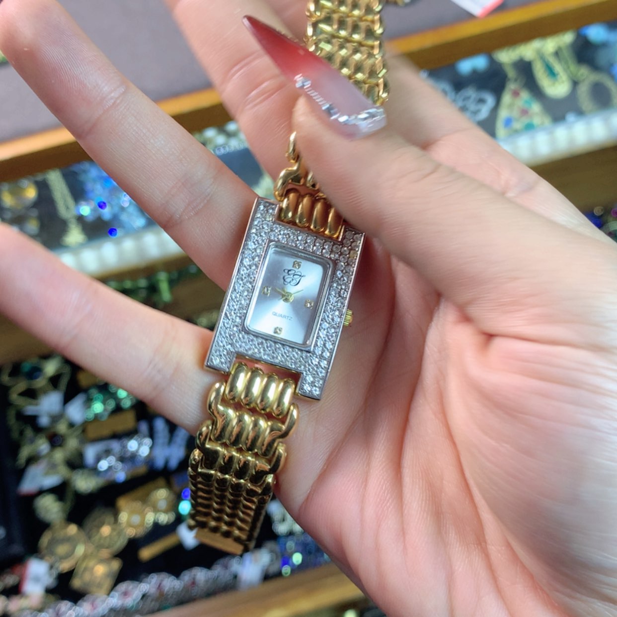 【闪购商品】瓷片楚楚中古满50包邮