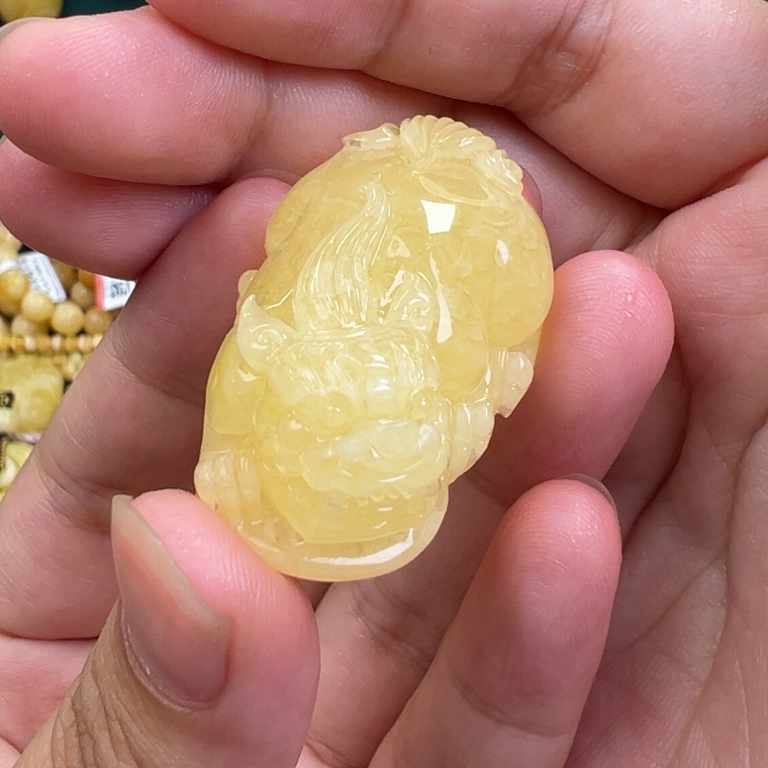 琥珀手链未镶嵌貔貅