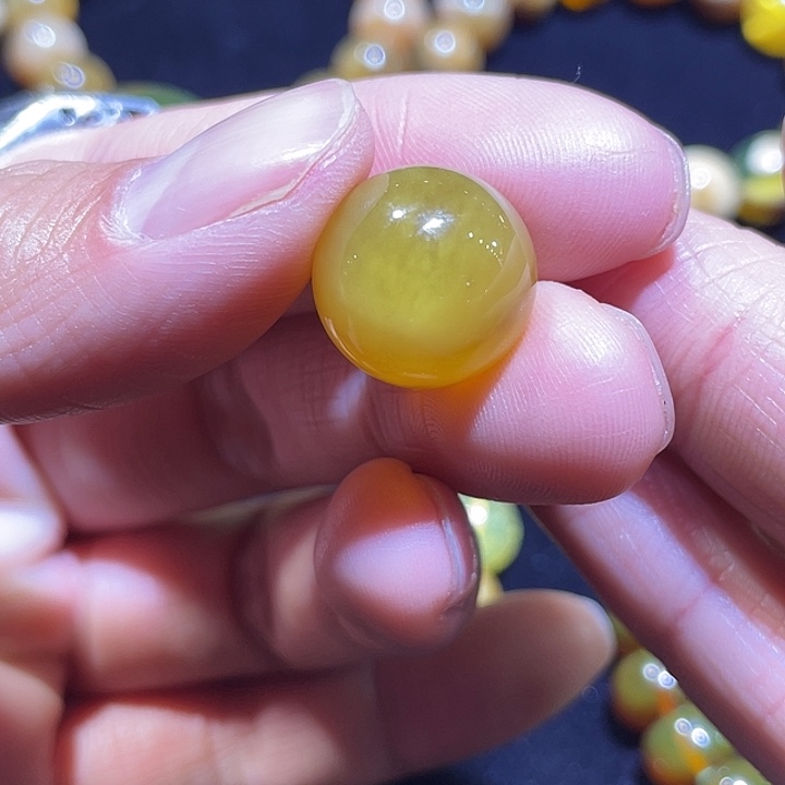 琥珀项圈未镶嵌单珠