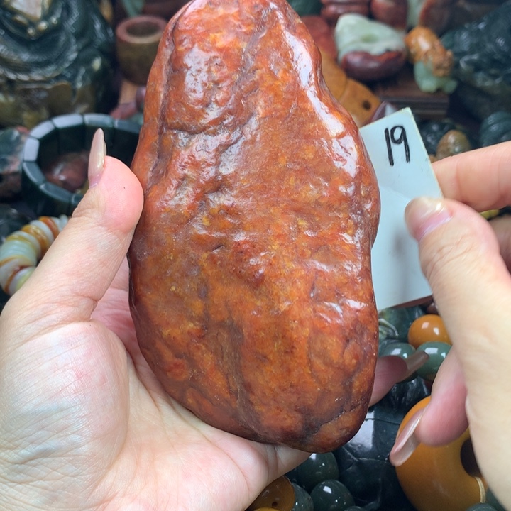 透闪石质玉未镶嵌珠宝奇石