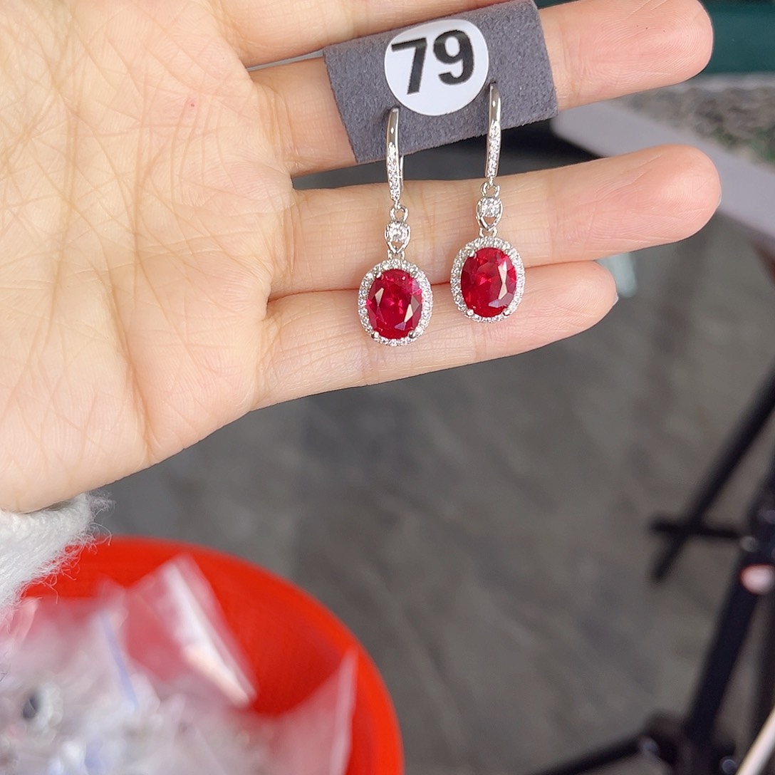 银S925镶嵌耳饰红宝石