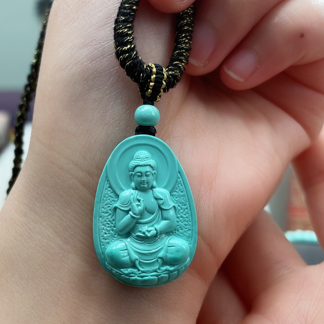 绿松石颈饰未镶嵌