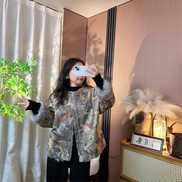 【幸福加马】冬季新款新中式仲夏夜毛毛加厚刺绣外套超厚