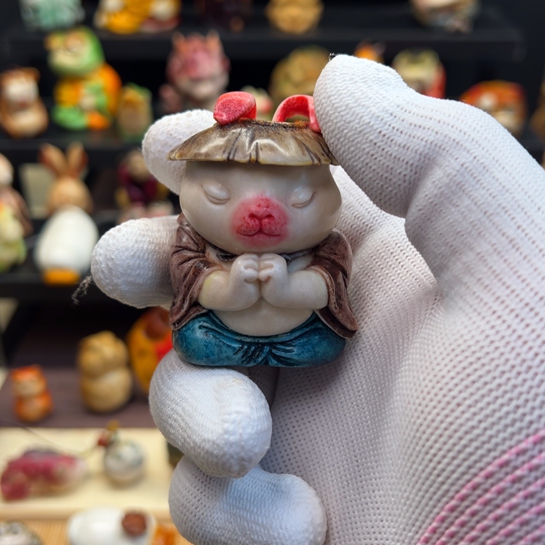 早***ヾ香榧木陶明星雕刻小兔仙