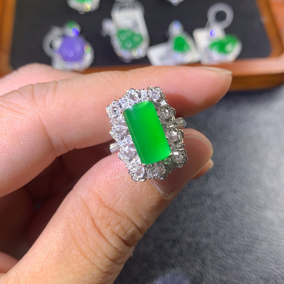 *****翡翠18K金镶嵌戒指两用款