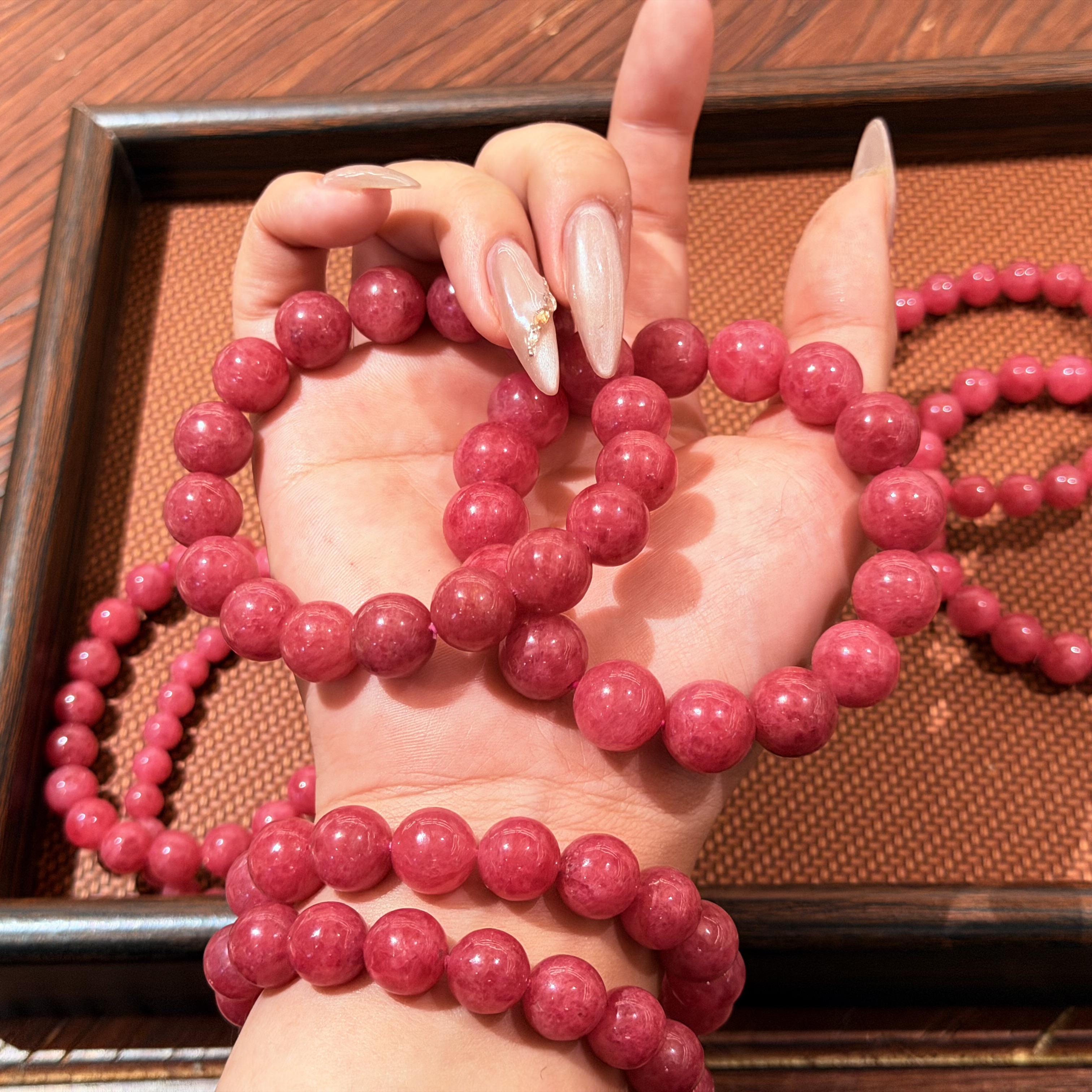 淘晶矿天然满色红蔷薇辉石蔷薇辉手串手链时尚百搭潮流（7233