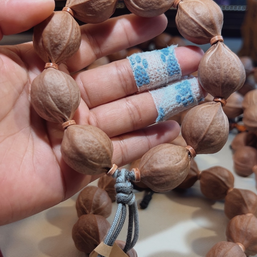 小***惠手串橄榄核梅林铁核鲨鱼背素串 22×27