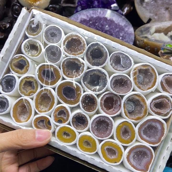 水晶战国红未镶嵌A****s