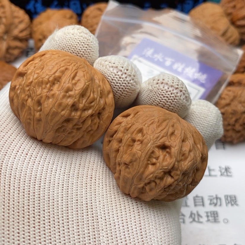 【闪购商品】吊坠文玩核桃?****谁39铁锤