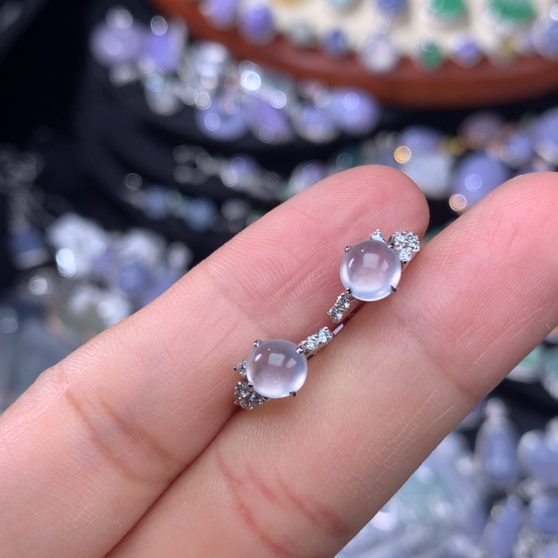 翡翠耳饰18K金镶嵌蛋面耳扣