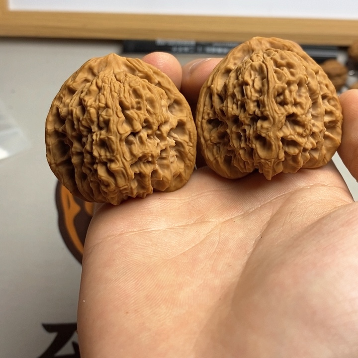 吊坠文玩核桃?****?文玩核桃