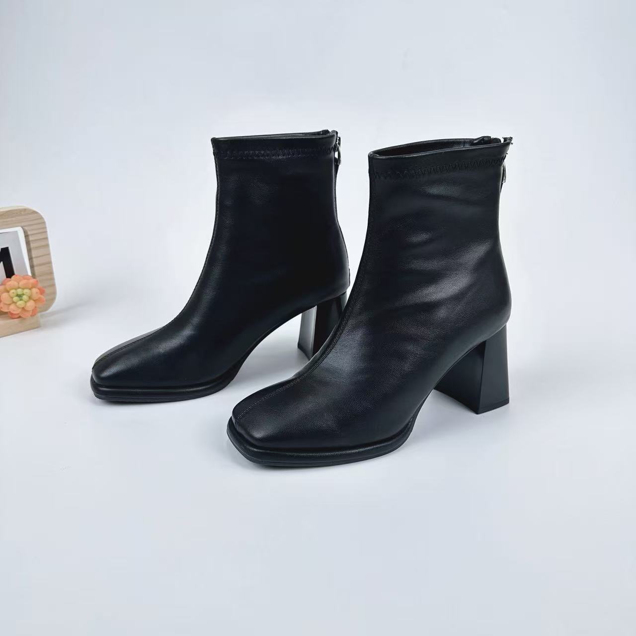 小强家女鞋  时尚粗跟短靴时装鞋气质（A648-69-1）（F347040380-10）