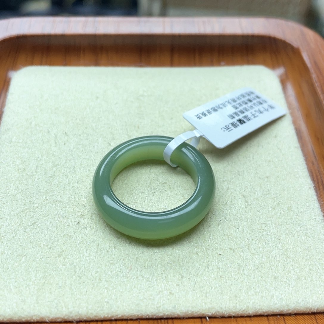 和田玉戒指未镶嵌鸭蛋青戒圈18号
