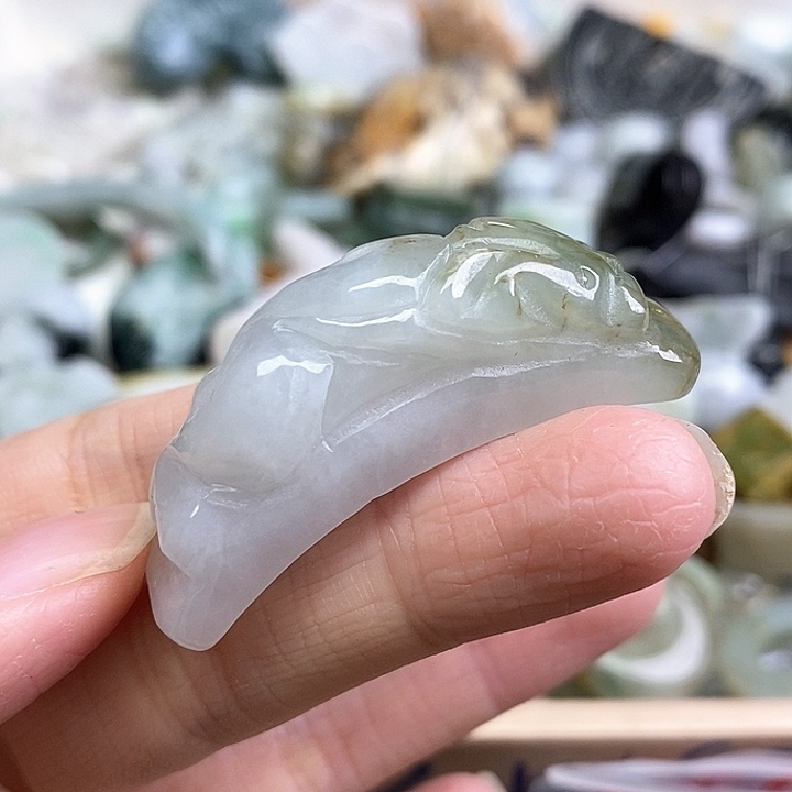 翡翠未镶嵌颈饰天然翡翠98