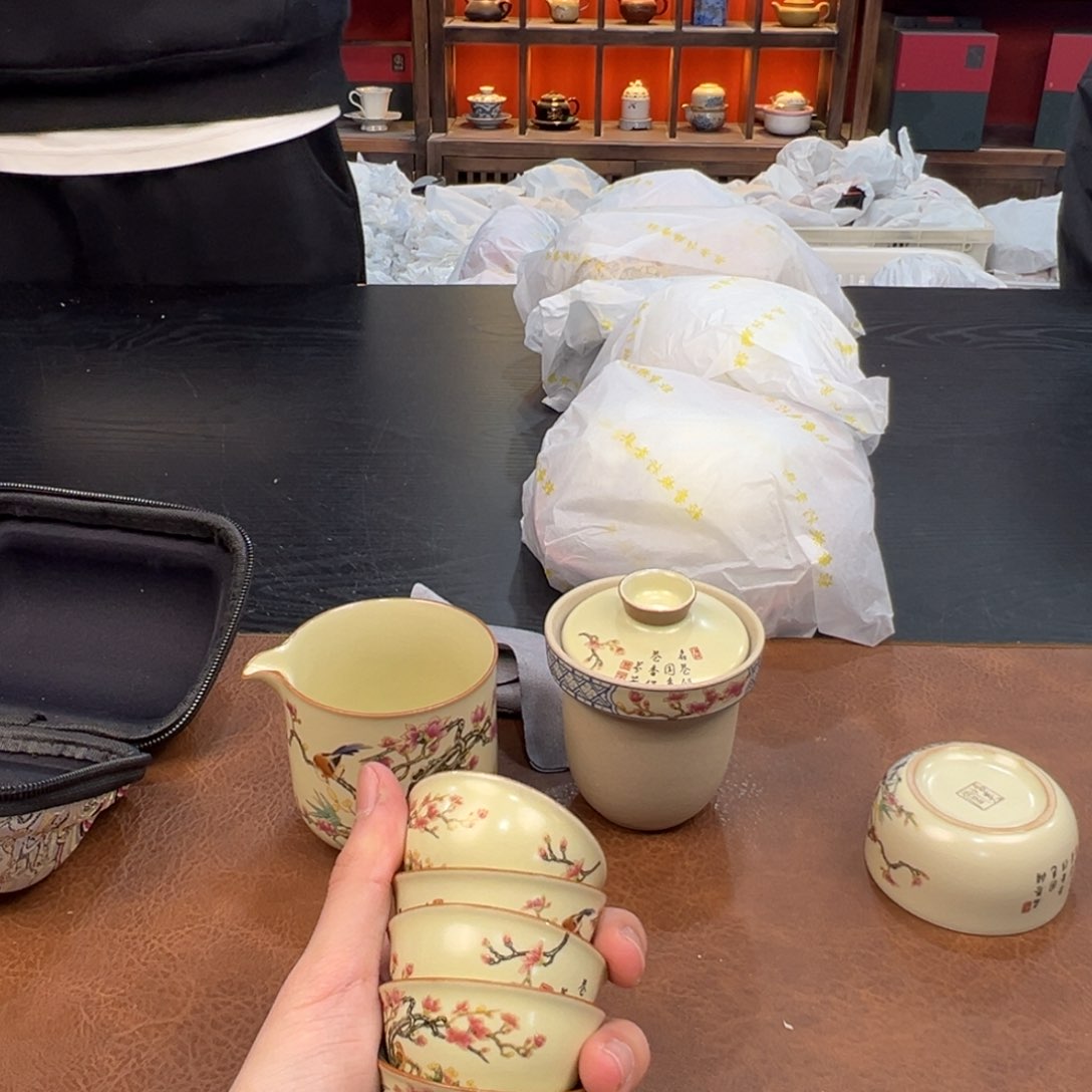 旅行中最喜欢看电影和最