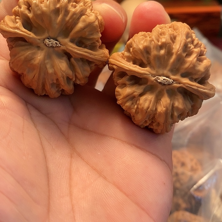 【闪购商品】文玩核桃吊坠粗筋