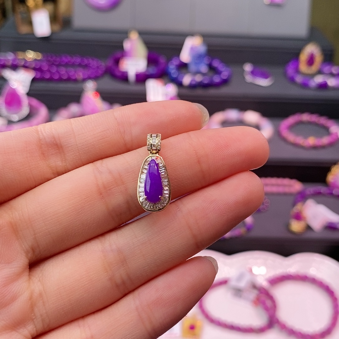 苏纪石（舒俱来）18K金镶嵌吊坠(不含链)