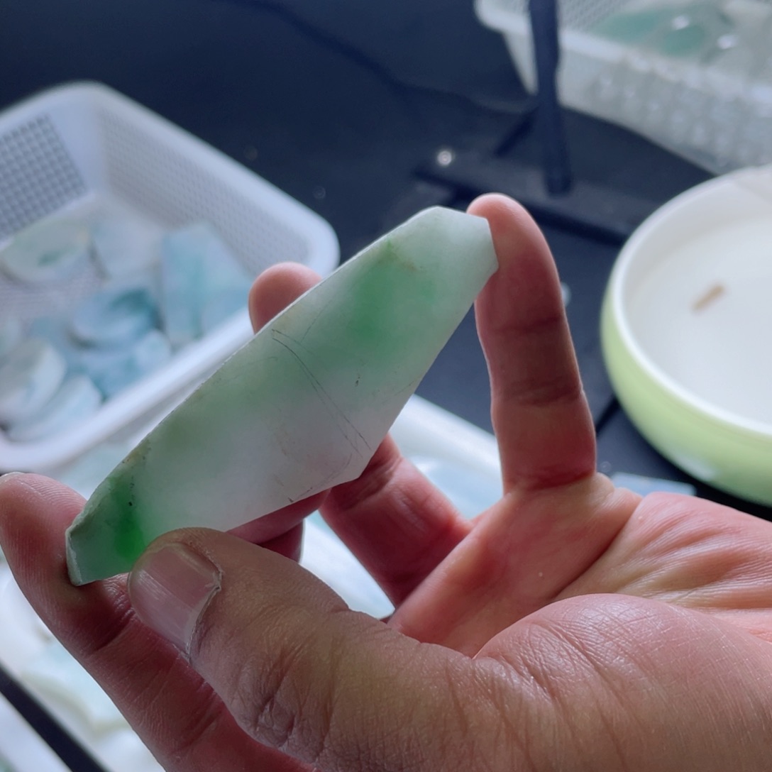 定制翡翠未镶嵌翡翠