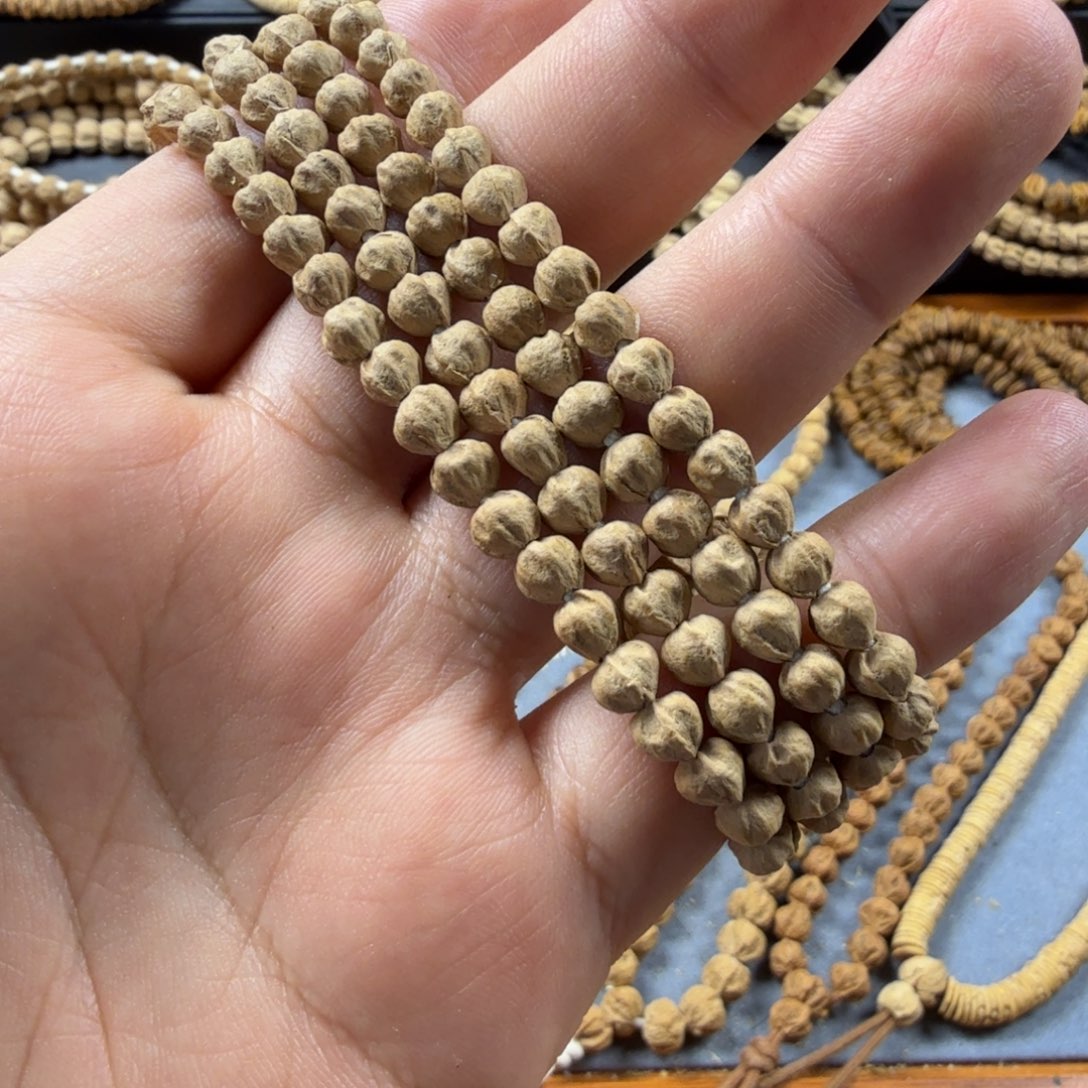 鲨***滩柏香籽/百香籽手串5