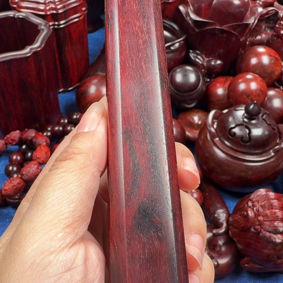紫檀木类成套家具