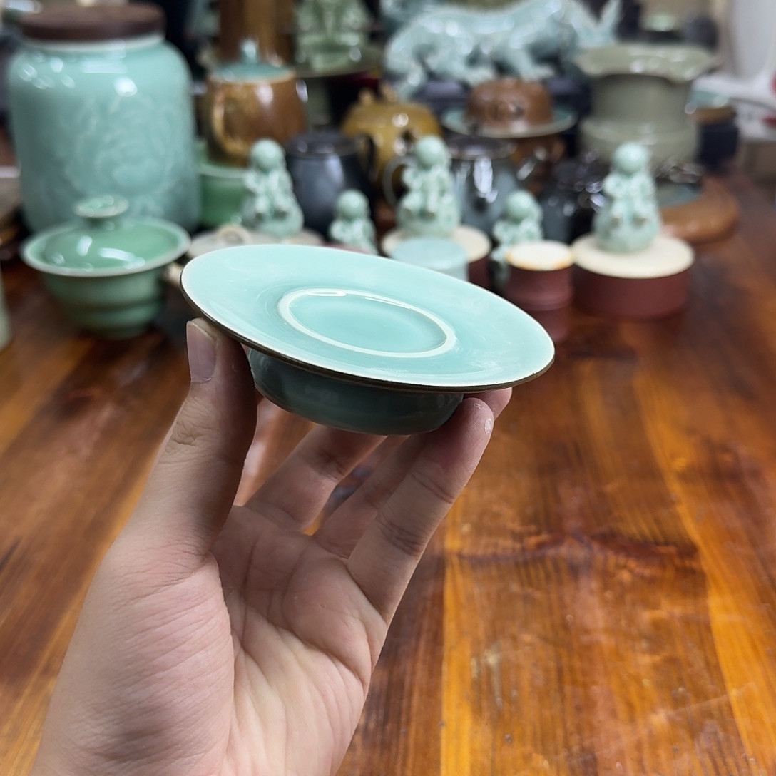 小仲龙泉青瓷微瑕5089