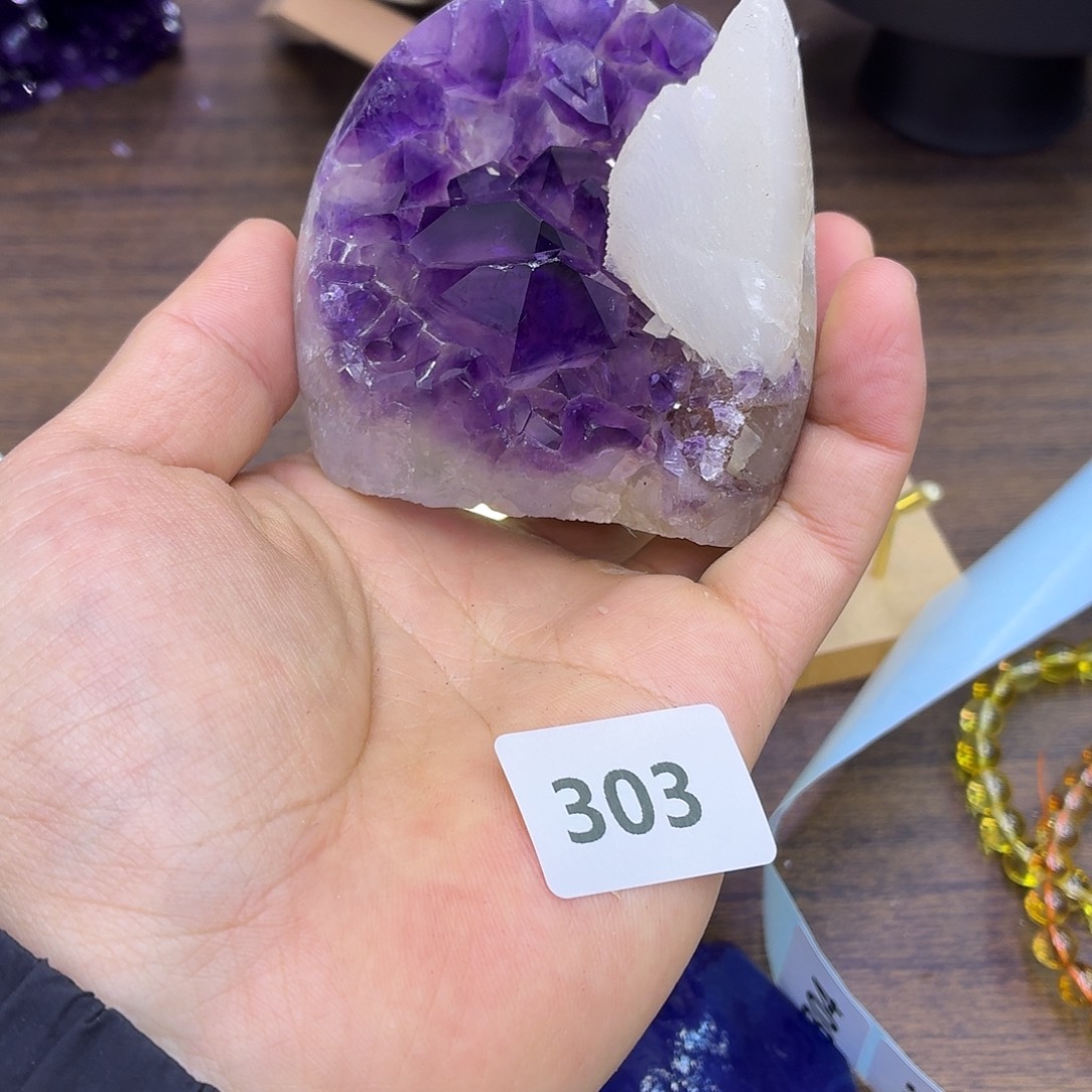 紫晶大型摆件（非配饰）未镶嵌