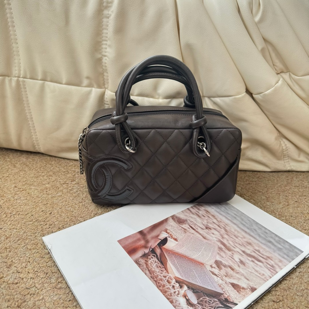 95新 Chanel/香奈儿 Chanel 巧克力色 康鹏枕头mini/685779281